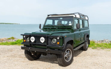 Land-Rover-Defender-1996