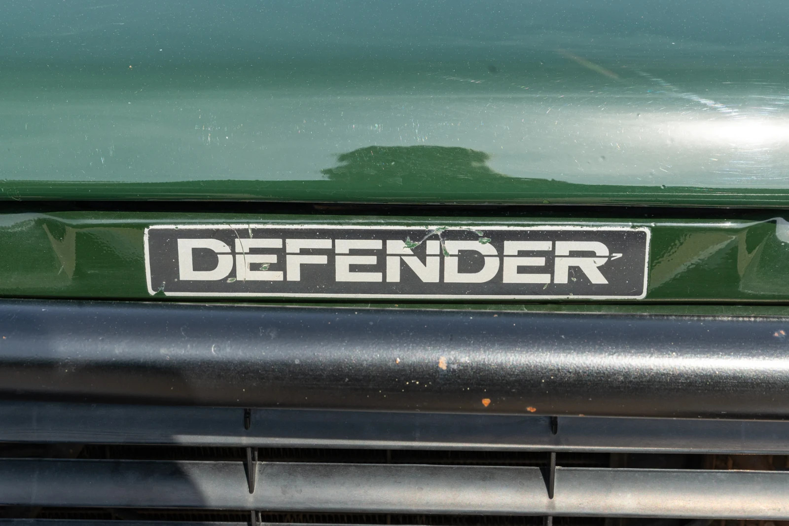 Land-Rover-Defender-1996-7