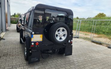 Land-Rover-Defender-1996-SUV-13