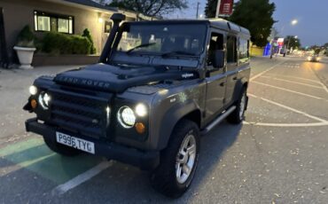 Land-Rover-Defender-1996-SUV-14