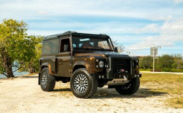 Land-Rover-Defender-1996-SUV-16