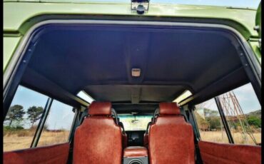 Land-Rover-Defender-1996-SUV-18