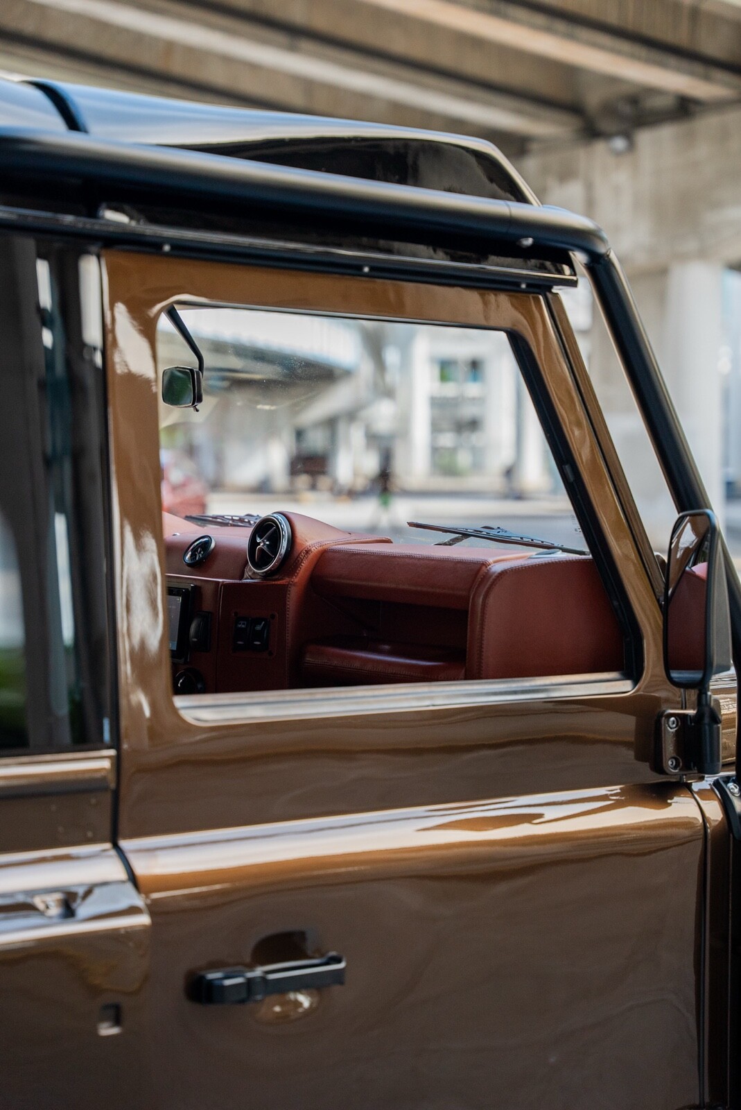 Land-Rover-Defender-1996-SUV-19