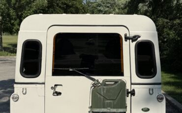 Land-Rover-Defender-1996-SUV-2