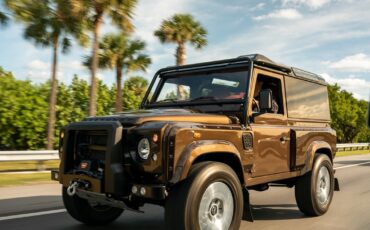 Land-Rover-Defender-1996-SUV-22
