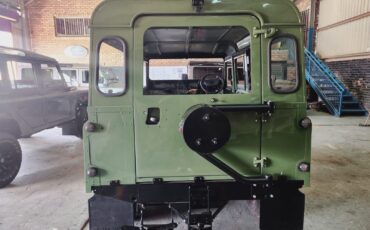 Land-Rover-Defender-1996-SUV-24