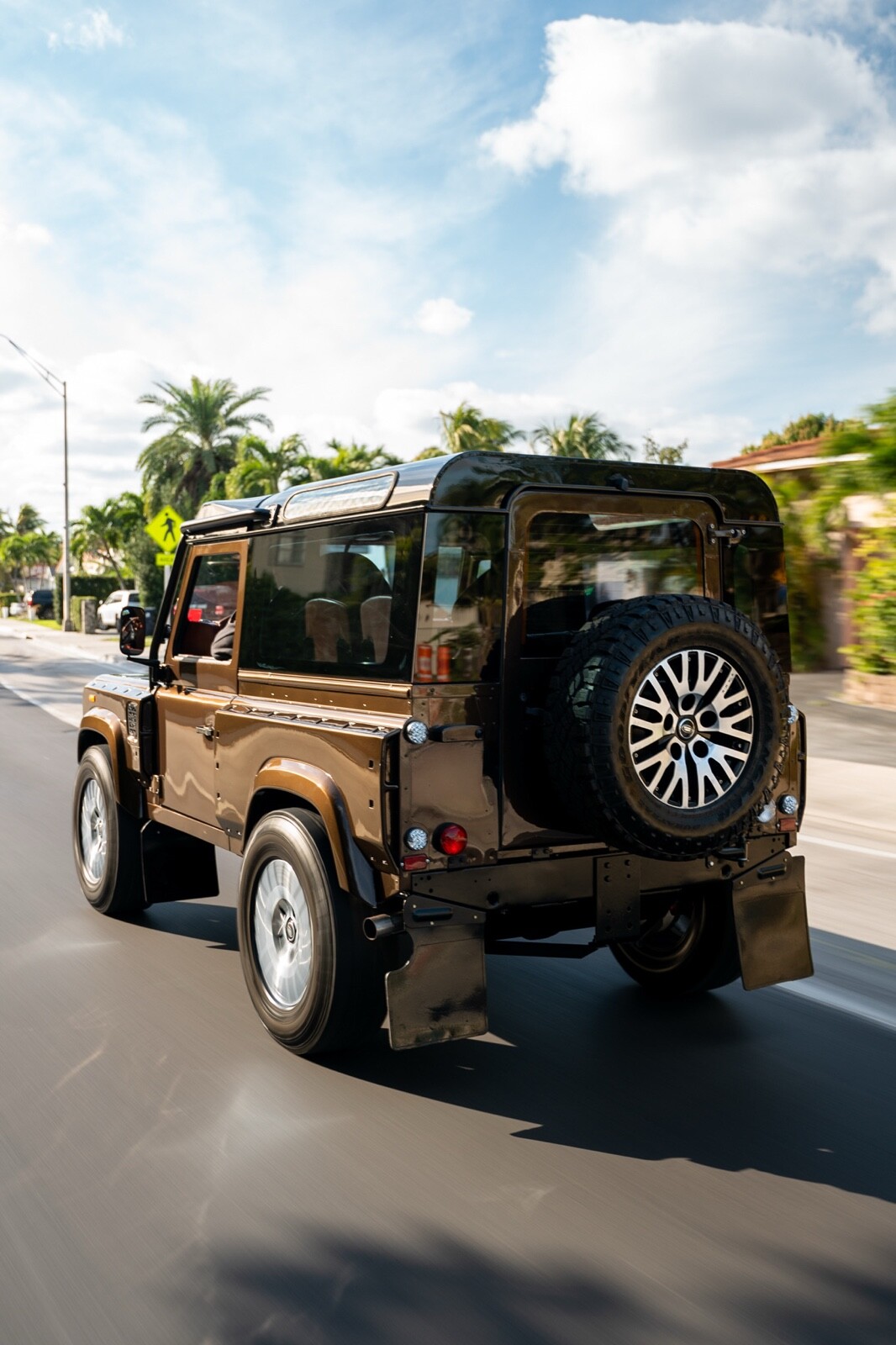 Land-Rover-Defender-1996-SUV-25