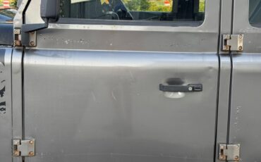 Land-Rover-Defender-1996-SUV-29