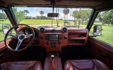 Land-Rover-Defender-1996-SUV-39