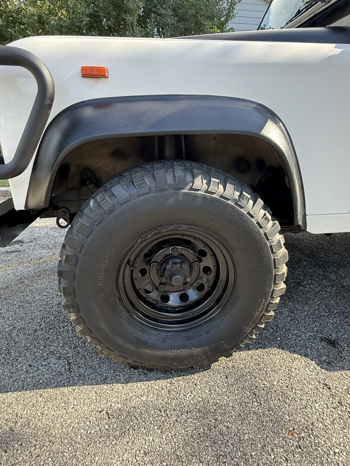 Land-Rover-Defender-1996-SUV-4