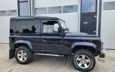 Land-Rover-Defender-1996-SUV-5