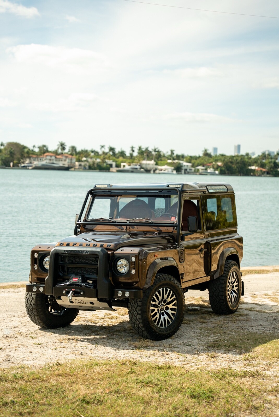 Land-Rover-Defender-1996-SUV-5
