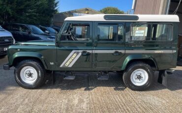 Land-Rover-Defender-1996-SUV-9