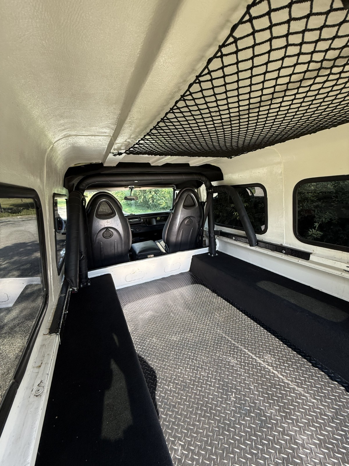 Land-Rover-Defender-1996-SUV-9
