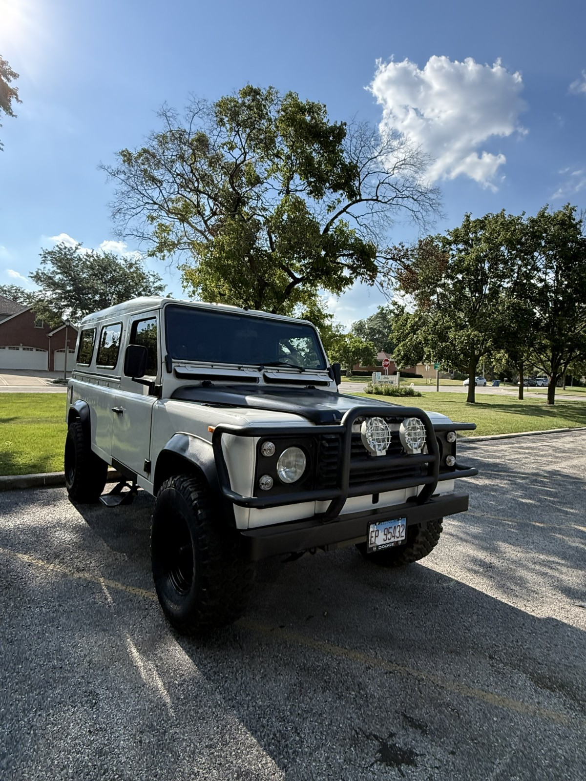 Land-Rover-Defender-1996-SUV