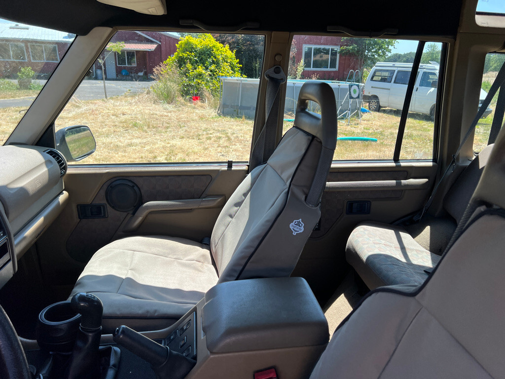 Land-Rover-Discovery-1995-14
