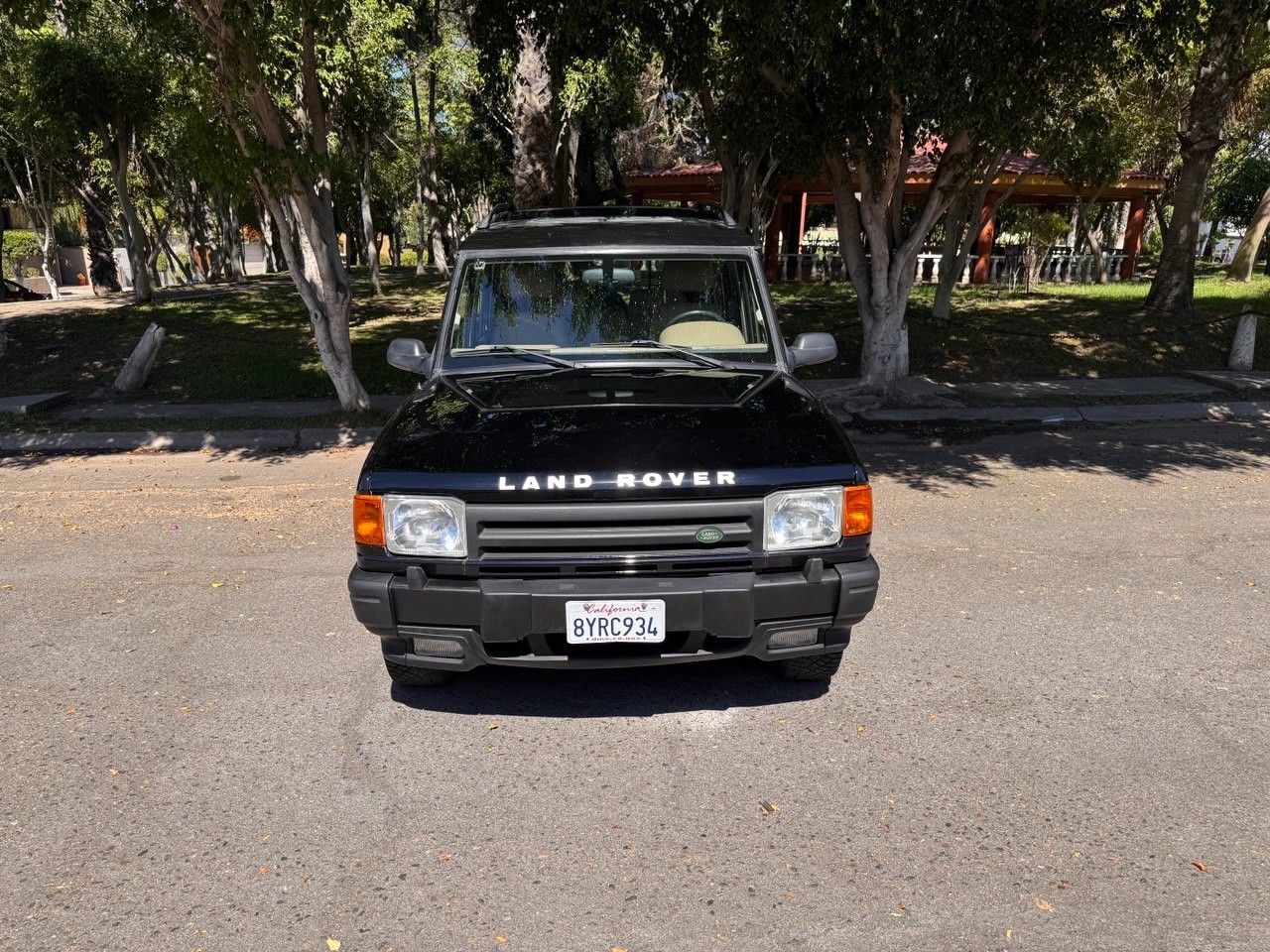 Land-Rover-Discovery-1996-SUV-12