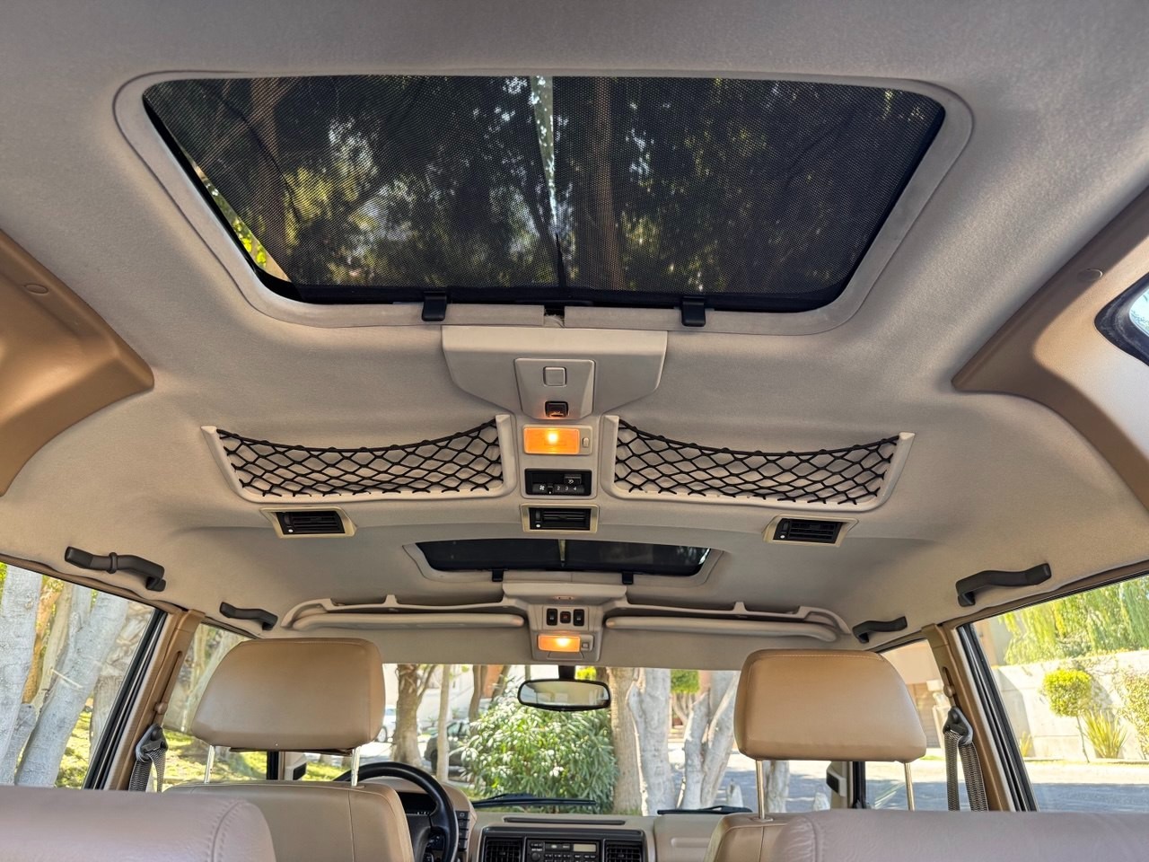 Land-Rover-Discovery-1996-SUV-19