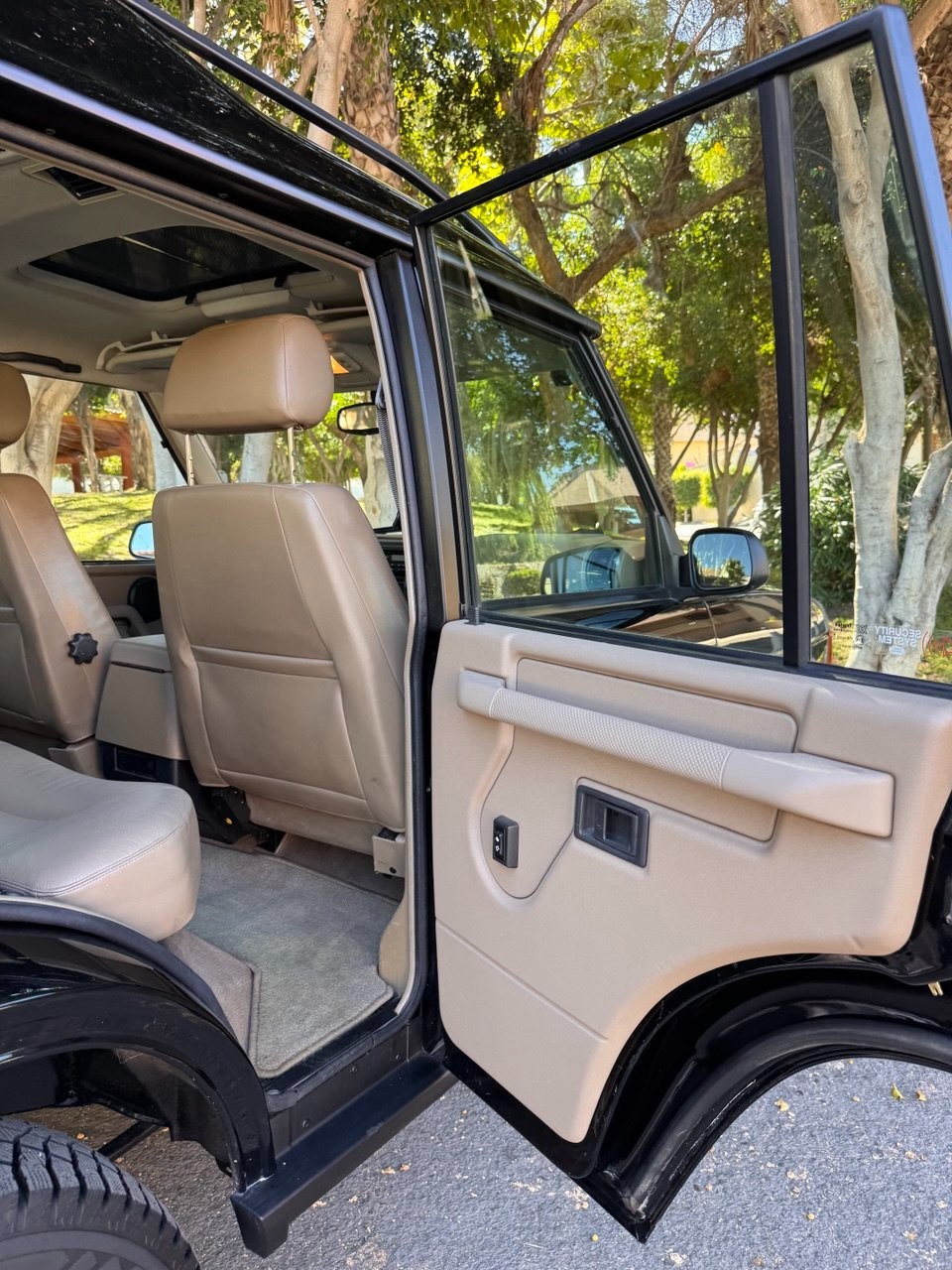 Land-Rover-Discovery-1996-SUV-20