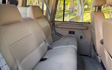 Land-Rover-Discovery-1996-SUV-21