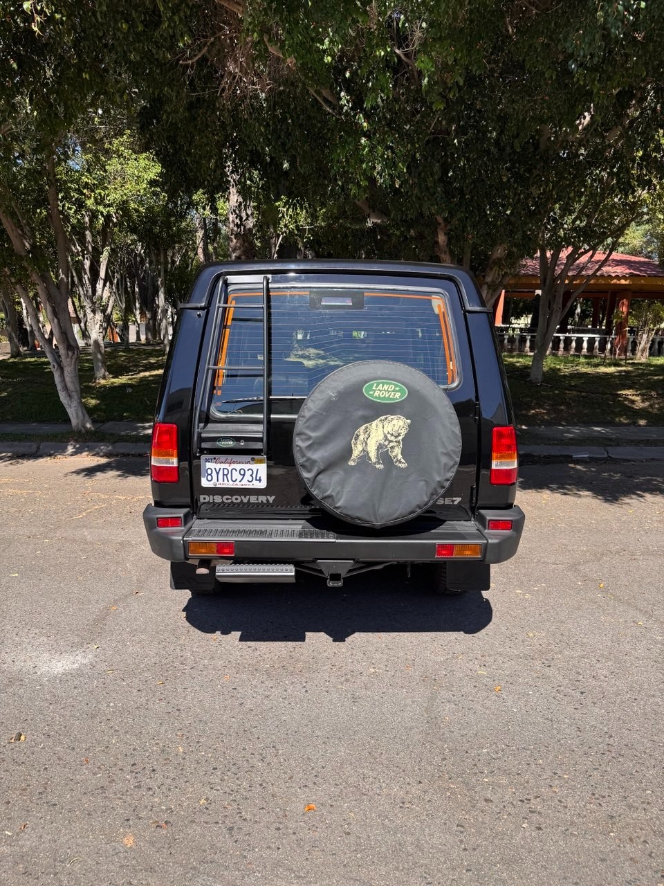 Land-Rover-Discovery-1996-SUV-6