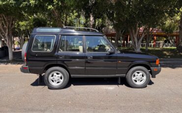 Land-Rover-Discovery-1996-SUV-8