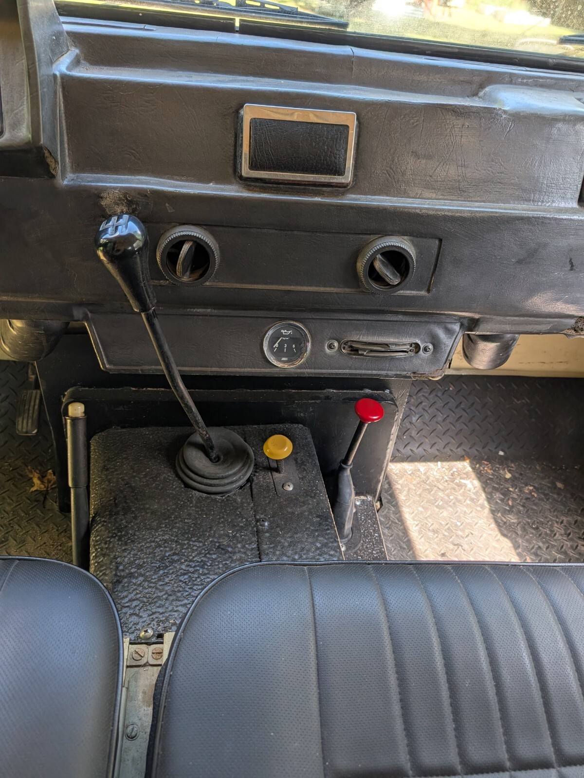 Land-Rover-Serie-III-1974-Convertible-15
