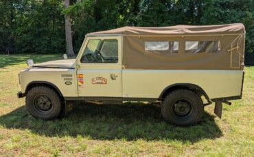 Land-Rover-Serie-III-1974-Convertible-6