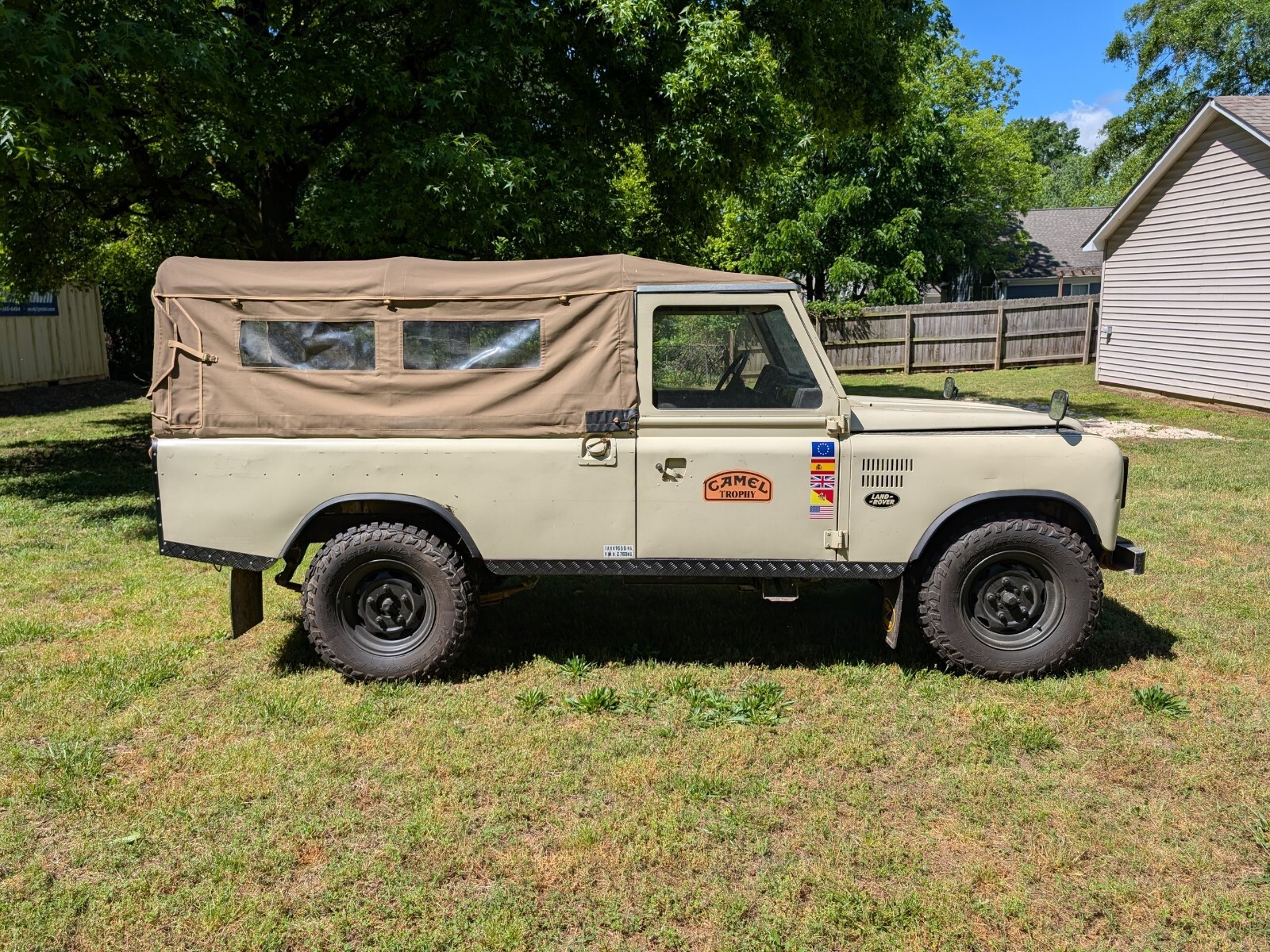 Land-Rover-Serie-III-1974-Convertible-8