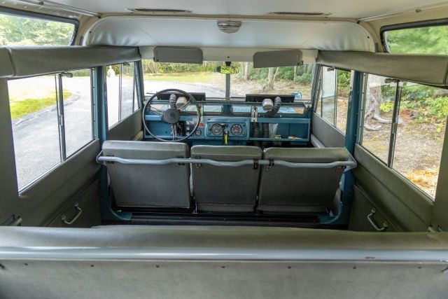 Land-Rover-Series-II-109-Station-Wagon-1963-Wagon-16