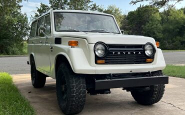 Land-cruiser-fj55-1969-white-7