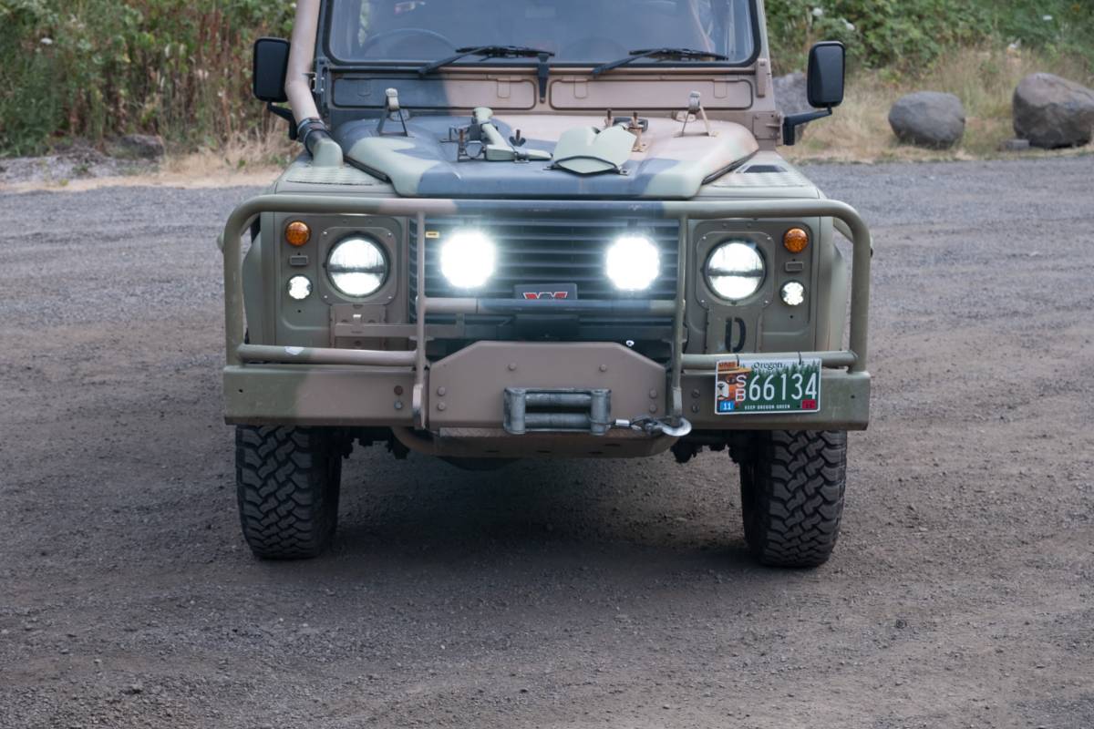 Land-rover-110-diesel-1991-8