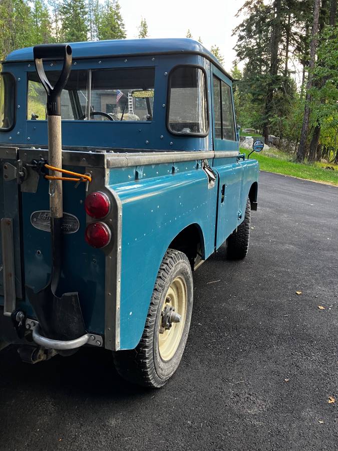 Land-rover-1966-blue-17