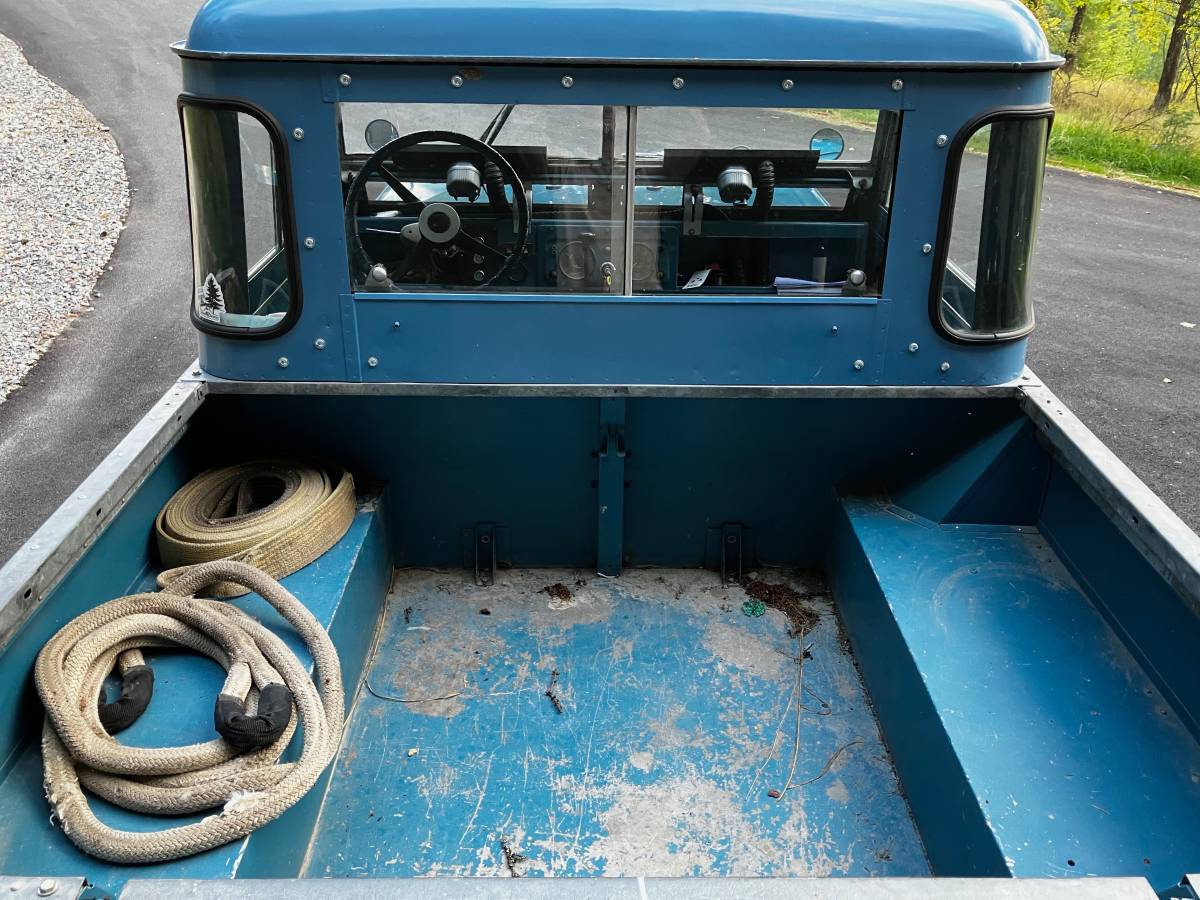 Land-rover-1966-blue-6