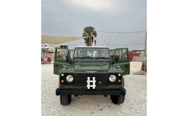Land-rover-Defender-110-1994-Green-Black-7