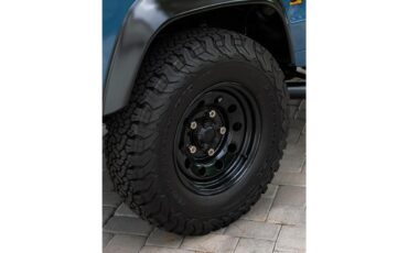 Land-rover-Defender-1994-Arles-Blue-Black-19