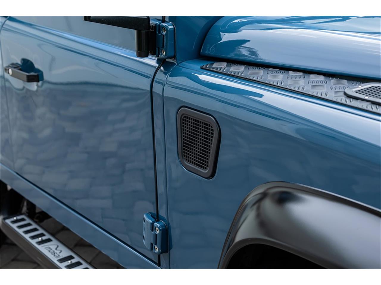 Land-rover-Defender-1994-Arles-Blue-Black-23