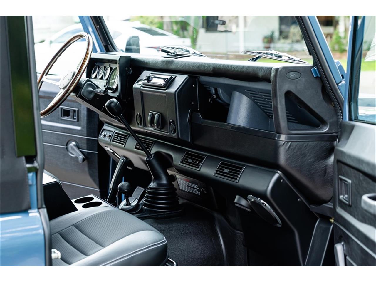 Land-rover-Defender-1994-Arles-Blue-Black-29