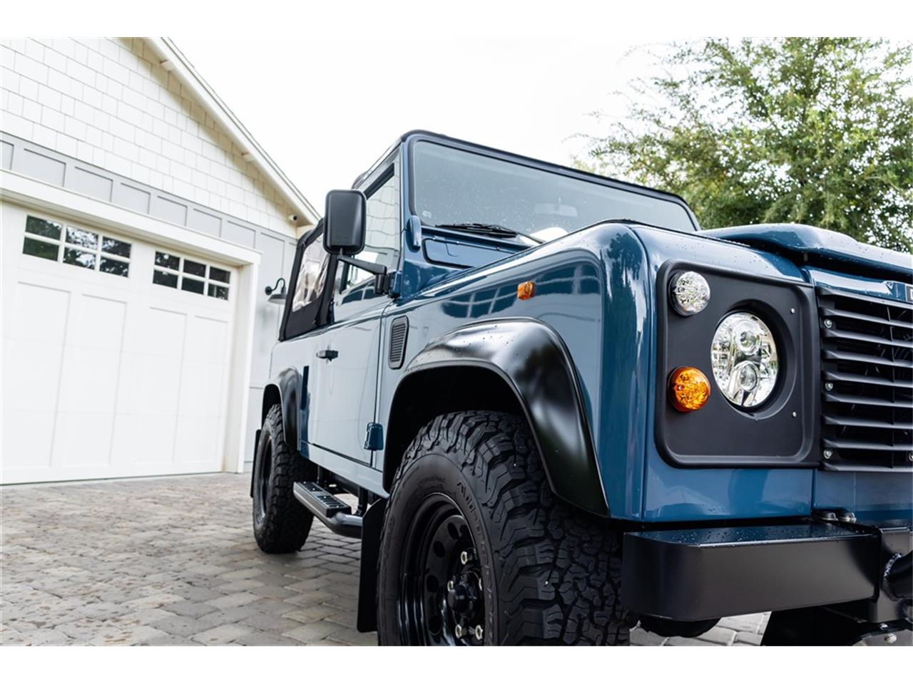 Land-rover-Defender-1994-Arles-Blue-Black-3