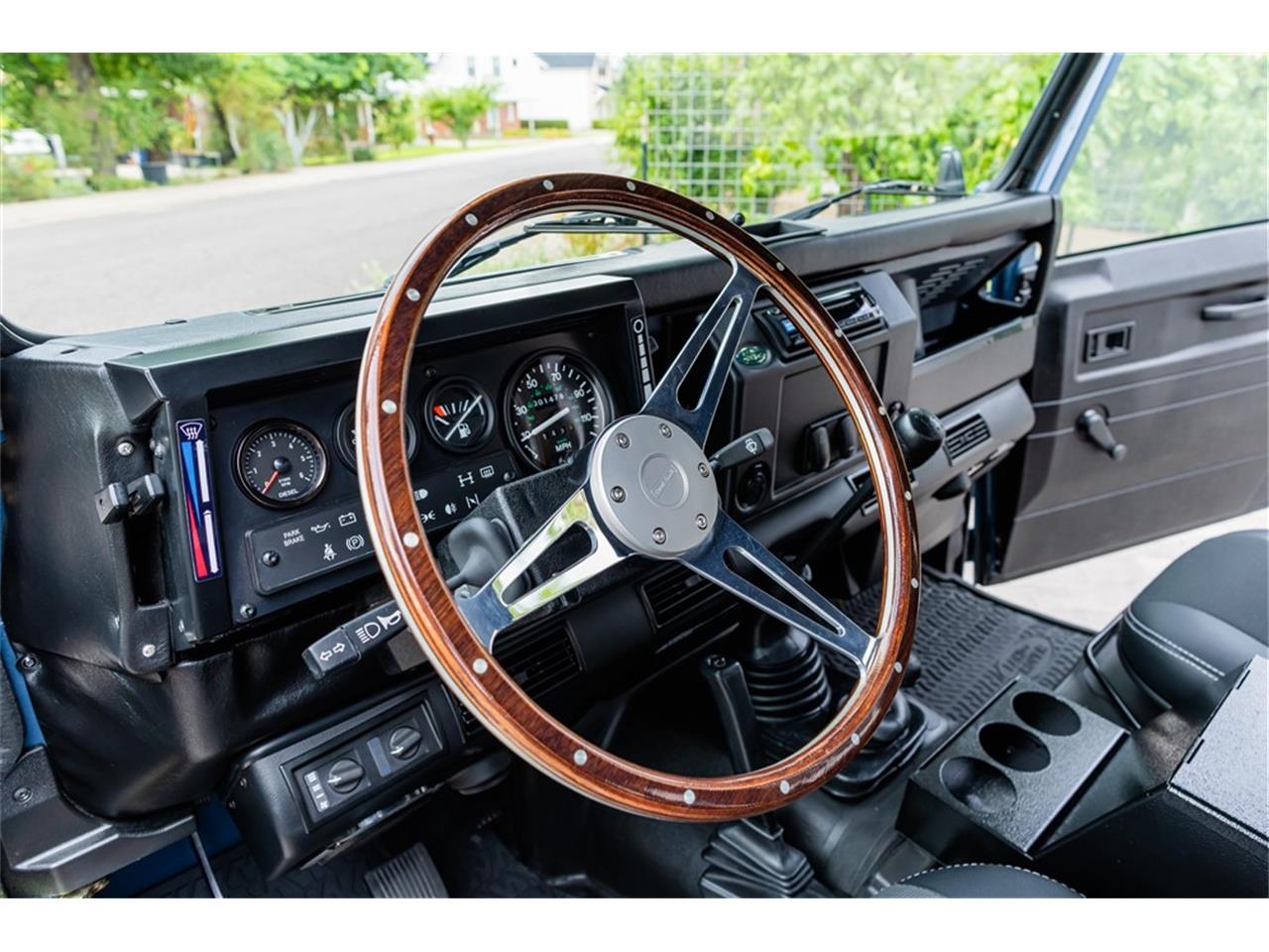 Land-rover-Defender-1994-Arles-Blue-Black-48