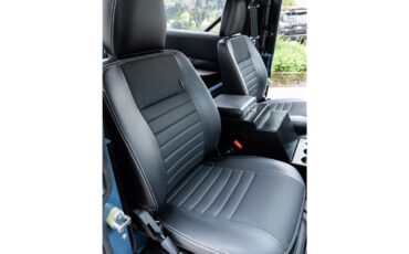 Land-rover-Defender-1994-Arles-Blue-Black-50