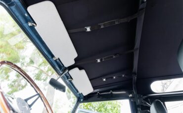 Land-rover-Defender-1994-Arles-Blue-Black-56