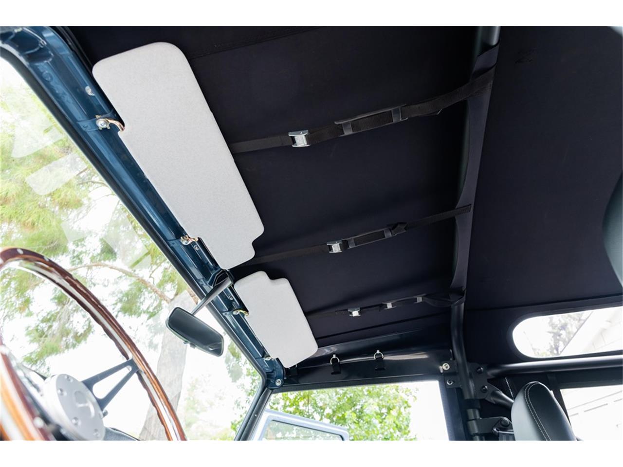 Land-rover-Defender-1994-Arles-Blue-Black-56