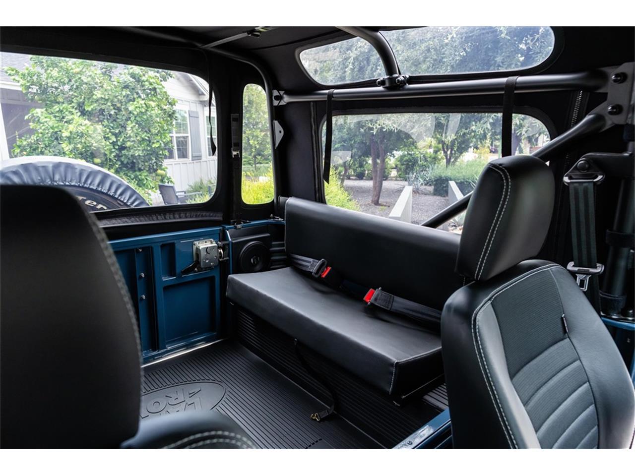 Land-rover-Defender-1994-Arles-Blue-Black-57