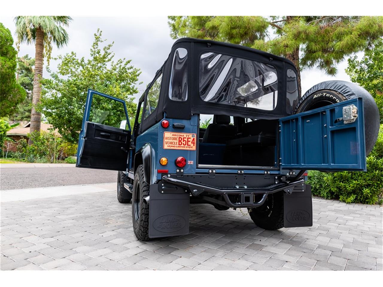 Land-rover-Defender-1994-Arles-Blue-Black-59