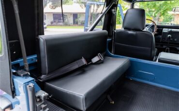 Land-rover-Defender-1994-Arles-Blue-Black-62