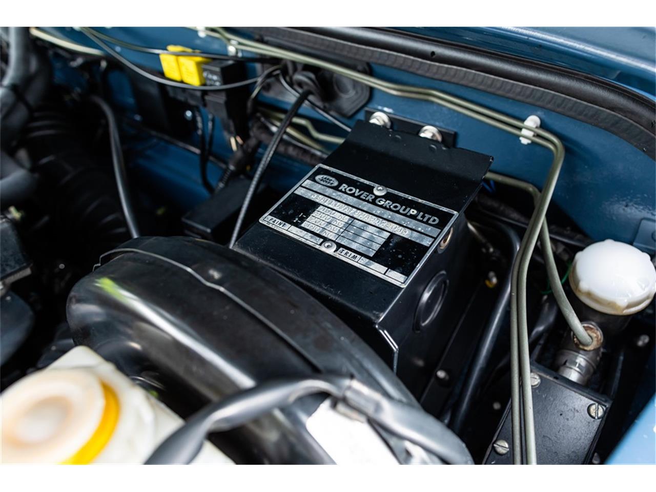 Land-rover-Defender-1994-Arles-Blue-Black-73