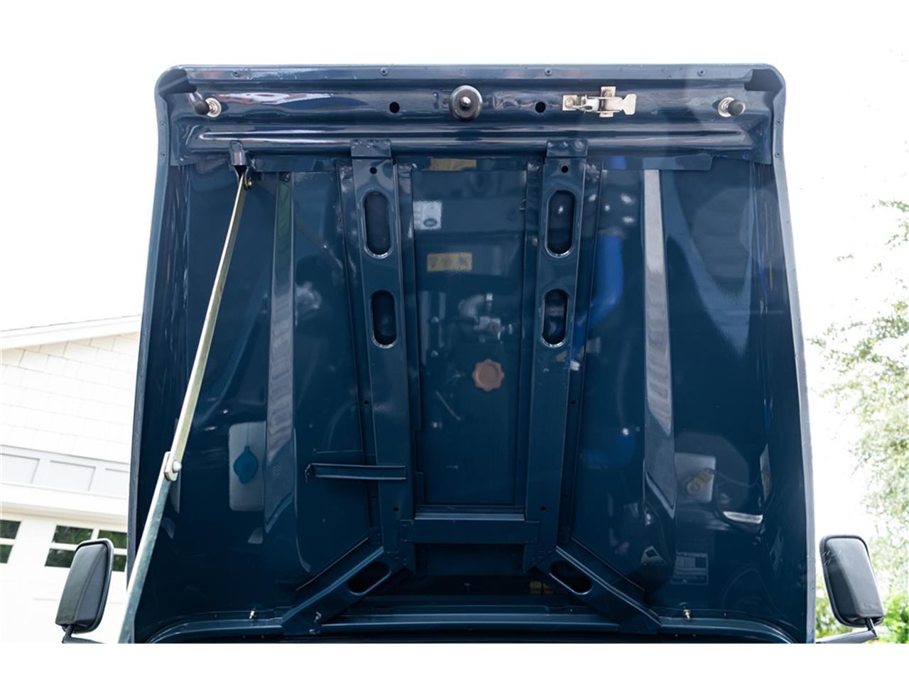 Land-rover-Defender-1994-Arles-Blue-Black-79