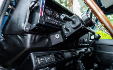 Land-rover-Defender-1994-Arles-Blue-Black-95