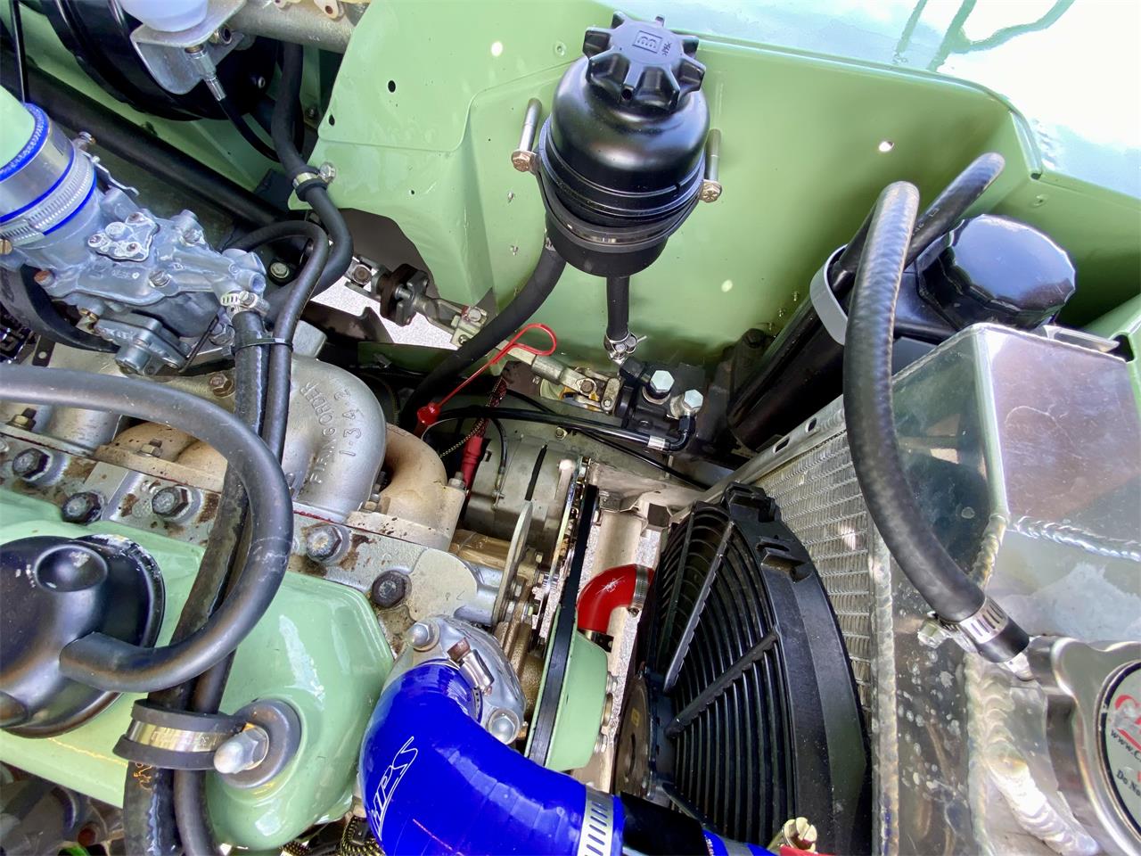 Land-rover-Series-iia-1961-Green-Beige-40